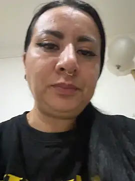 Abril Luv online show from 03-19-26, 01:16