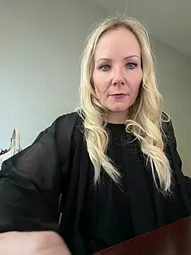 Snapshot of Sexual_Lovable_Doll chatting on 06-16-26, 08:09 Sexual Lovable Doll online show from 06-16-26, 08:09