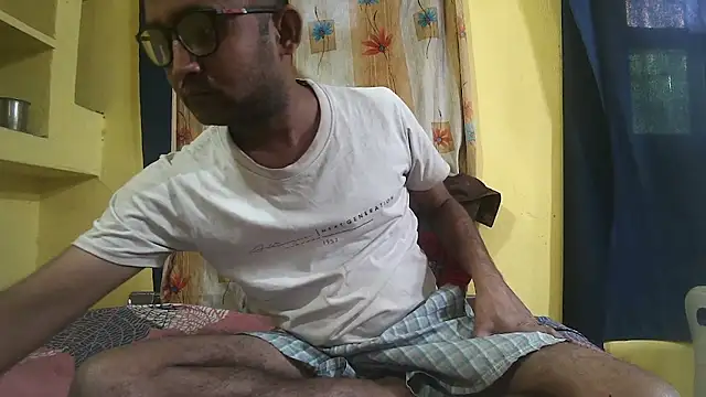 Cute boy2000 online show from 03-07-25, 10:35