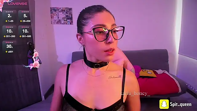 Spit queen online show from 02-06-26, 07:21