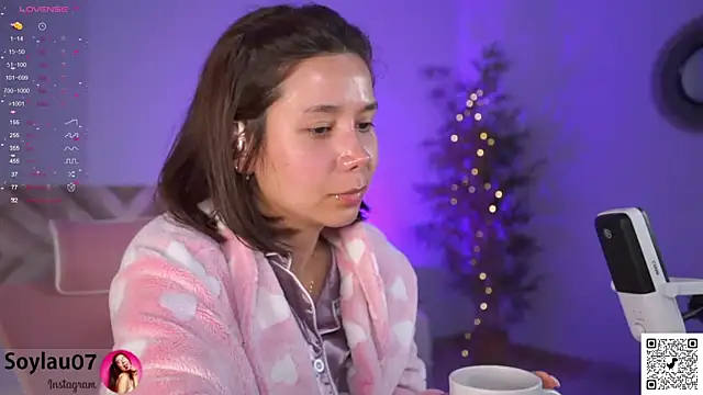 Snapshot of imjess01 chatting on 03-24-26, 04:23 imjess01 online show from 03-24-26, 04:23