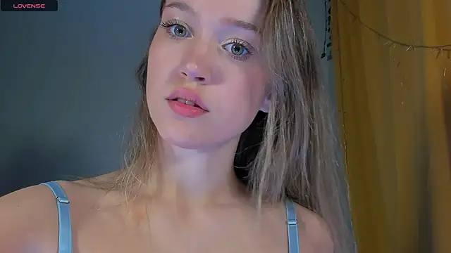 Amelia Lein online show from 12-19-24, 11:46