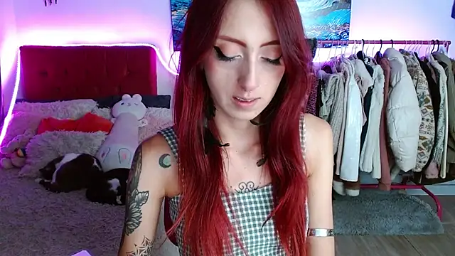 alisseallie online show from 10-14-25, 09:36