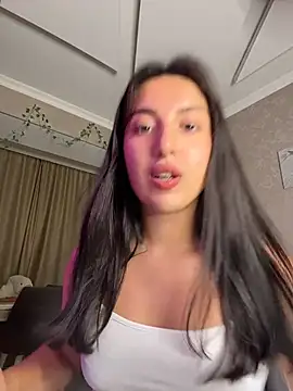 Snapshot of Tasty_Nora chatting on 07-21-26, 04:08 Tasty Nora online show from 07-21-26, 04:08