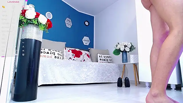 Aphrodite Amely online show from 11-20-25, 02:40