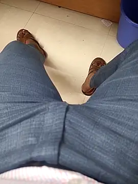 adicma123 online show from 10-21-25, 06:24