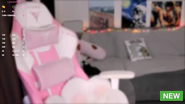 Snapshot of TwixiPixxie chatting on 01-30-25, 12:18 TwixiPixxie online show from 01-30-25, 12:18