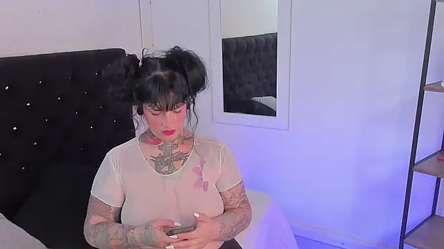 VampGirl1 online show from 01-27-25, 08:49