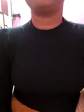 Snapshot of ANGE-MOU chatting on 01-30-25, 11:55 ANGE-MOU online show from 01-30-25, 11:55