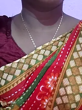 Snapshot of ANGE-MOU chatting on 03-01-25, 08:56 ANGE-MOU online show from 03-01-25, 08:56