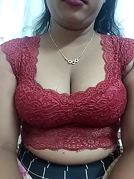 Snapshot of ANGE-MOU chatting on 12-22-25, 02:11 ANGE-MOU online show from 12-22-25, 02:11