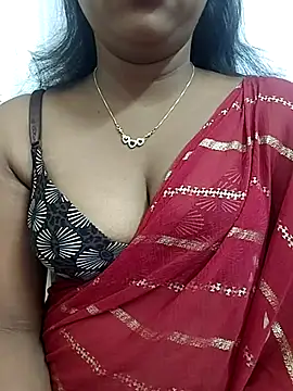 Snapshot of ANGE-MOU chatting on 12-21-25, 02:57 ANGE-MOU online show from 12-21-25, 02:57