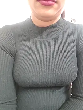 Snapshot of ANGE-MOU chatting on 12-17-25, 01:43 ANGE-MOU online show from 12-17-25, 01:43