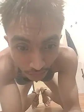 Snapshot of nazirul363108 chatting on 07-16-26, 04:26 nazirul363108 online show from 07-16-26, 04:26
