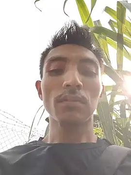 Snapshot of nazirul363108 chatting on 07-27-26, 02:07 nazirul363108 online show from 07-27-26, 02:07