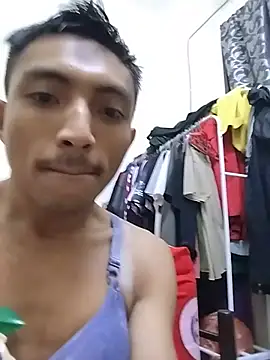 Snapshot of nazirul363108 chatting on 07-11-26, 02:28 nazirul363108 online show from 07-11-26, 02:28