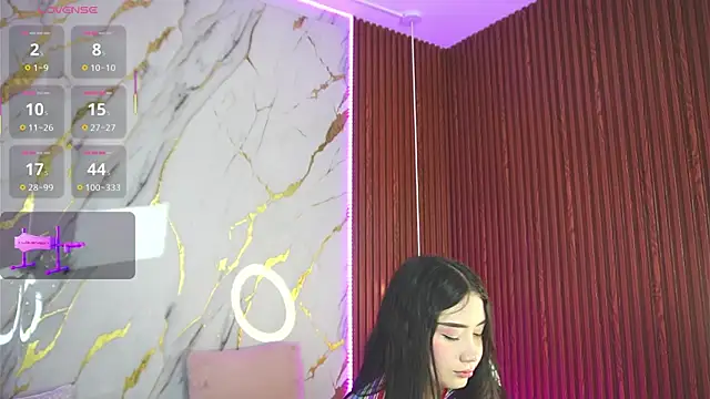 haylie  online show from 02-28-25, 06:54