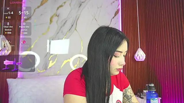 haylie  online show from 03-04-25, 04:27