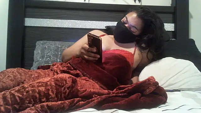 Snapshot of lofibunni chatting on 05-30-26, 04:08 lofibunni online show from 05-30-26, 04:08