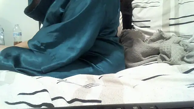 Snapshot of lofibunni chatting on 07-05-26, 10:16 lofibunni online show from 07-05-26, 10:16