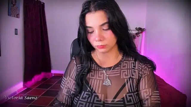 victoriaasaenz  online show from 04-01-26, 01:08