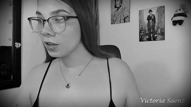 Snapshot of victoriaasaenz_ chatting on 02-13-25, 12:57 victoriaasaenz online show from 02-13-25, 12:57
