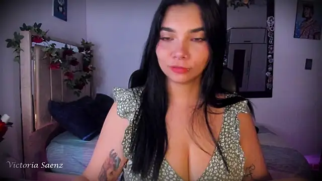 victoriaasaenz  online show from 07-24-26, 12:50