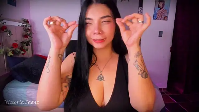 victoriaasaenz  online show from 07-16-26, 12:51