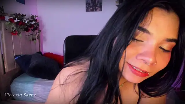 victoriaasaenz  online show from 07-22-26, 12:34