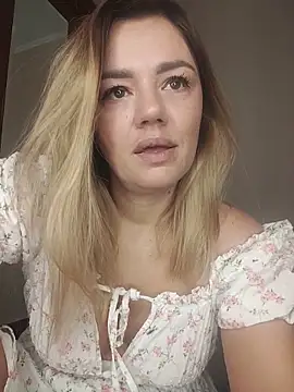 KrissSexi online show from 11-05-25, 06:27