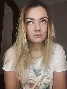 KrissSexi online show from 11-14-25, 07:34