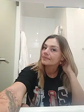 KrissSexi online show from 11-10-25, 06:35