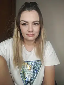 KrissSexi online show from 12-17-25, 09:03