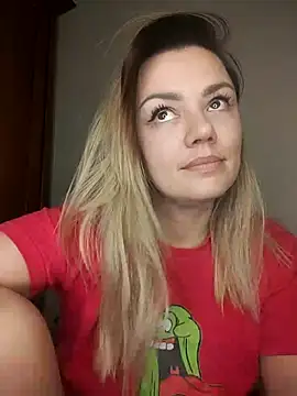 KrissSexi online show from 12-20-25, 01:36