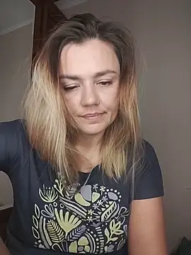 KrissSexi online show from 11-06-25, 12:09