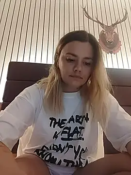 KrissSexi online show from 11-08-25, 05:16