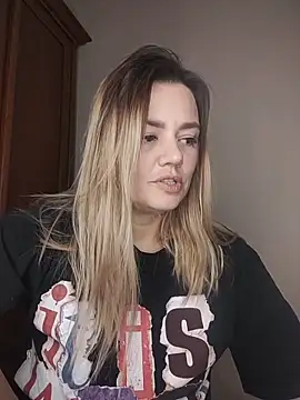 KrissSexi online show from 12-05-25, 05:11