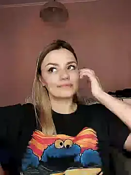 KrissSexi online show from 03-18-25, 10:39