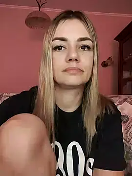 KrissSexi online show from 03-19-25, 10:00