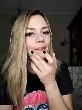 KrissSexi online show from 03-18-25, 12:40