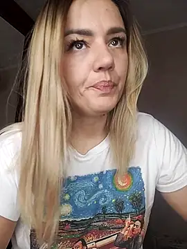 KrissSexi online show from 09-15-25, 04:57