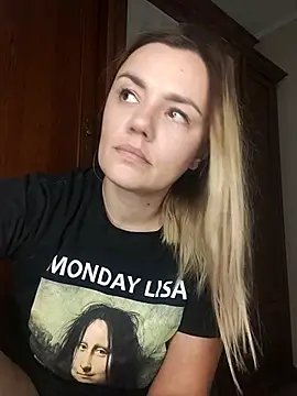 KrissSexi online show from 09-18-25, 05:38