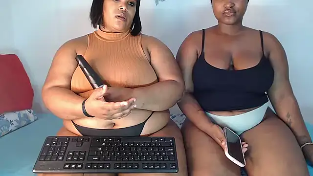 SexyAmeena2002 online show from 01-08-26, 09:32