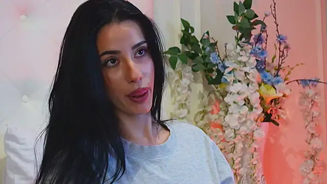 Snapshot of AmeliaJune chatting on 04-09-26, 12:23 AmeliaJune online show from 04-09-26, 12:23