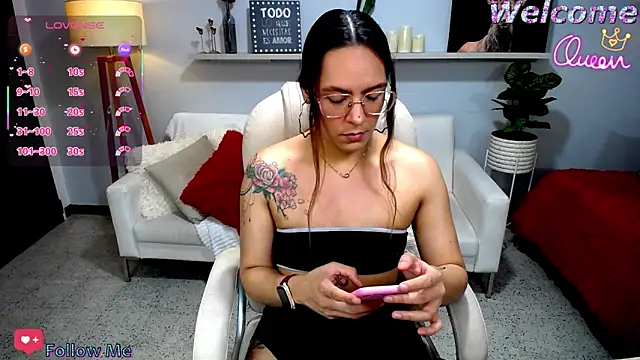 Bianca     online show from 02-25-26, 12:00