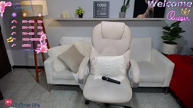 Bianca     online show from 02-10-26, 12:20