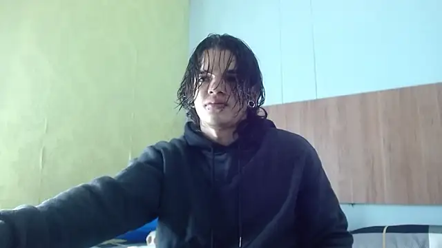 AlbertBernal69 online show from 10-07-25, 03:18