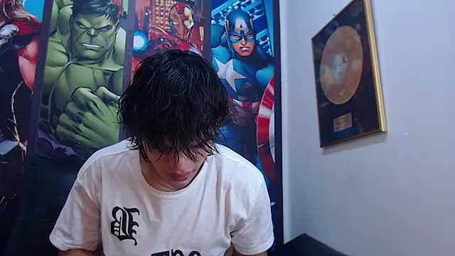 AlbertBernal69 online show from 03-12-25, 09:34