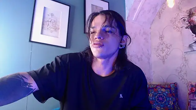 AlbertBernal69 online show from 10-17-25, 03:32