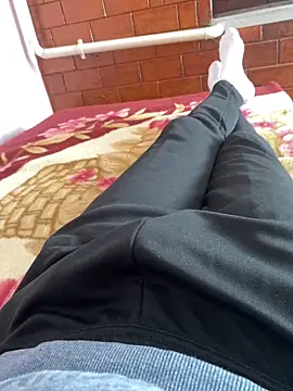 mihaixxx1 online show from 04-05-26, 12:34